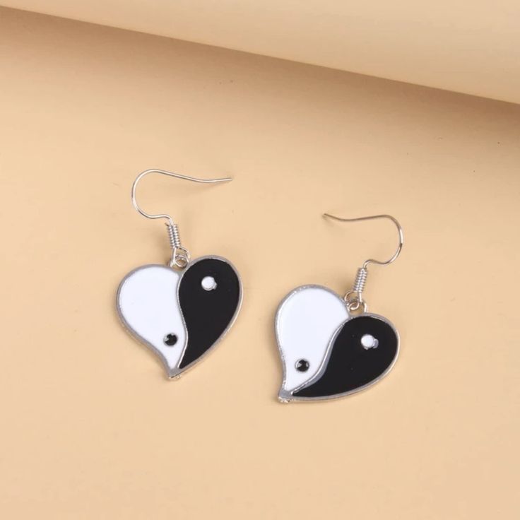 Yin Yang Heart Earrings Black