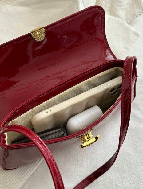 Aurora Baguette Bag Burgundy