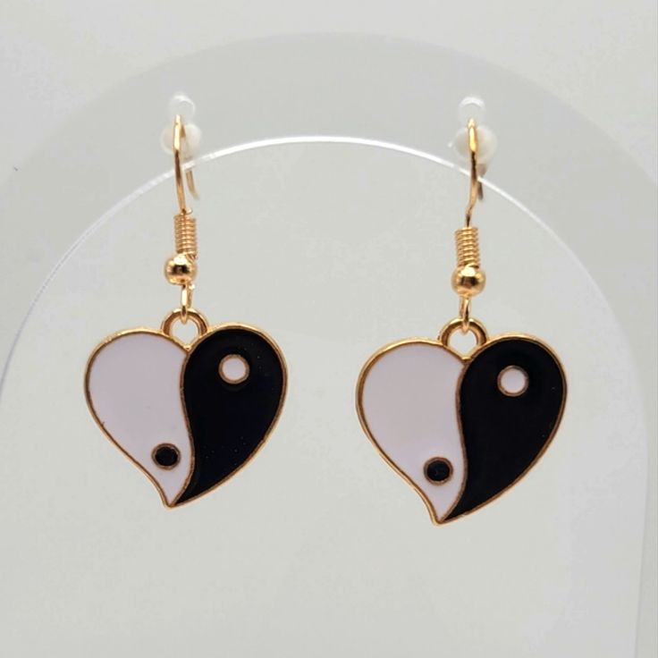 Yin Yang Heart Earrings Black